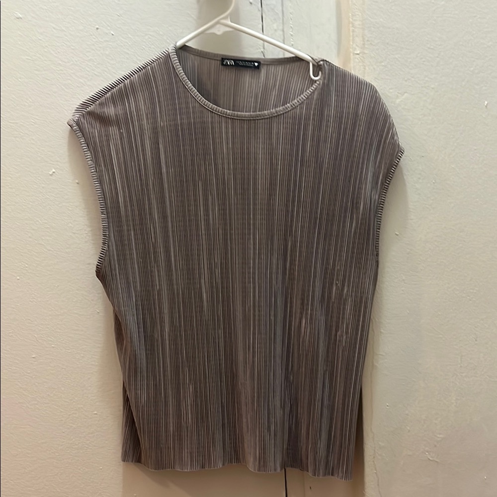 Zara Short Sleeve Brown Pleated Blouse Medium